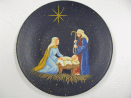   Wood Plate NEW-4 Nativity   - £3.14 GBP