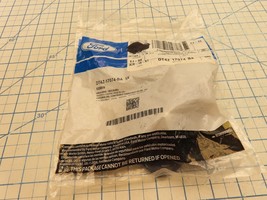 Ford DT4Z-17074-BA Upper RH Door Mirror Trim Molding Sail Factory Sealed - $79.98