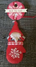Santa Claus In A Mitten Farmhouse Christmas Ornament New - $21.00