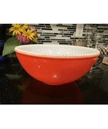 Rare McKee Beaded Edge Milk Glass Red/Orange Large Mixing Bowl 11 1/4&quot; Diam - $535.74 MXN