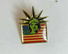 VTG 1983 Statue Of Liberty Flag Lapel Pin Liberty Island NYC  - £4.68 GBP