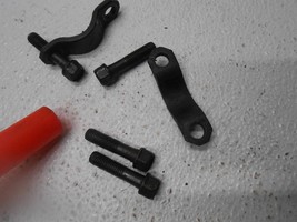 1998 chevrolet S10 DRIVE SHAFT REAR END U JOINT YOKE straps with bolts - $26.99
