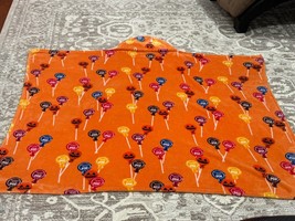 Tootsie Roll Pop Hooded Plush Throw Blanket Halloween Orange Pumpkins - £9.73 GBP