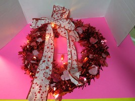 Lighted Wire Valentines Day Wreath 16&quot; Diameter Red Bow Battery Operated - £13.99 GBP