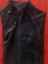 LULULEMON DEFINE JACKET SHINE FOIL BLACK~SZ 6~LIMITED EDITION FOIL~EUC - $149.97