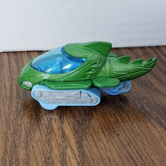 Primary image for PJ Masks Just Play Die Cast Frog Box One Green Gekko Metal Vehicle