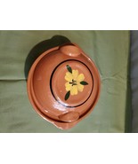 Stangl Red Stoneware Hand Painted Yellow Flower Bowl 6&quot; Wide 2&quot;deep - $24.37 CAD
