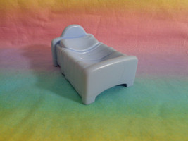 Vintage 1996 Fisher Price Little People Doll House Blue Single Bed - damaged - $2.51