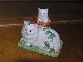 Vintage Roman 1988 SANDY CLAWS White Momma Cat &amp; Kitty Holiday Porcelain... - $10.39