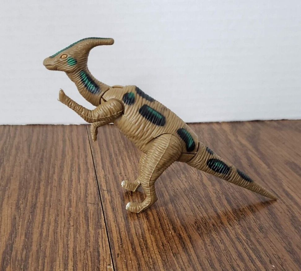 Parasaurolophus 4 Inch Brown Plastic Dinosaur Toy K&amp;M 2001 - $3.95
