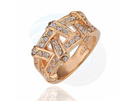 Size 8 Ashbury Metal 18K Yellow Gold Plated Rhinestone Crystal Ring - £13.91 GBP