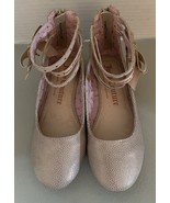 Juicy Couture Santa Barbara Multi Strap Gold Beige Flats Big Girls Zip B... - $29.34 CAD