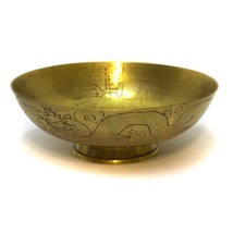 Engraved Thick Brass Bowl Ornate Oriental Asian Dragon Footed Signed Vin... - $859.61 MXN
