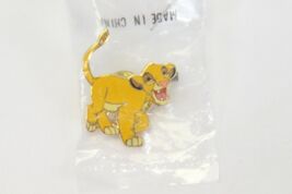Walt Disney Collectors Society Young Simba Pin - $5.38