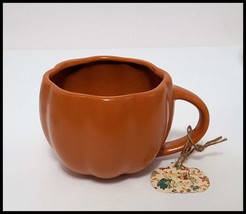 NEW Home Essentials Pumpkin Shaped Stoneware Mug 19 OZ - $22.99