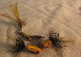 3 Old Vintage Fly Fishing Feathers Tail Topwater Fishing Lures YELLOW/BLACK - £14.23 GBP