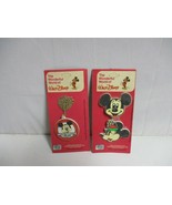 3 Vintage Mickey &amp; Minnie Mouse Walt Disney World Plastic Emblems Chain - £27.24 GBP