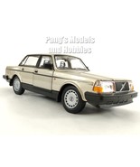 1974 Volvo 240 GL 1/24 Scale Diecast Metal Model by Welly - Gold - $556.91 MXN