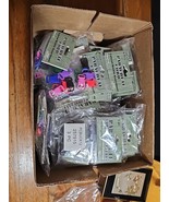 Bulk Lot Of 558 1/2&quot; Paracord Contoured Side Release Buckles Resell Pepp... - $939.88 MXN