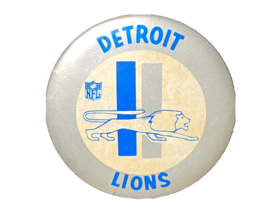 Detroit Lions Football Pin Button Pinback  1 3/4&quot; MLB 1970&#39;s logo - £7.89 GBP