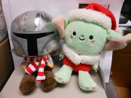 Hallmark Better Together &quot;Star Wars Mandalorian &amp; Grogu&quot; Attached Plush ... - $12.38