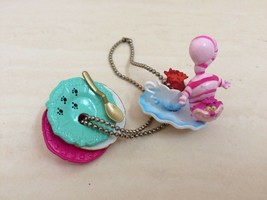 Disney Cheshire Cat Keychain. Alice In Wonderland Tea Time Party Theme. ... - £19.98 GBP