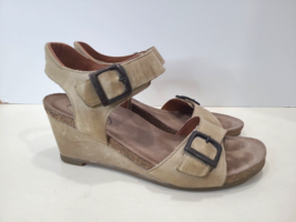 Taos Charade Wedge  Sandals  Tan  Size 38 Shoes US 7-7.5 - £22.50 GBP