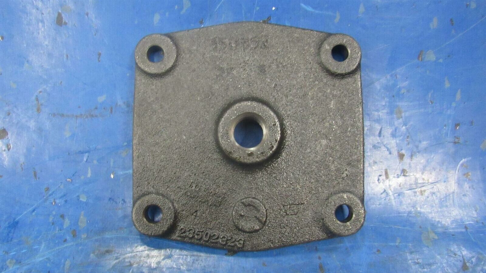 Detroit Diesel Cover 23502323 - $49.00