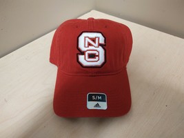 New Adidas N.C. State Wolfpack Fitted Hat Size Small/Medium S/M Red EZ74Z - £7.59 GBP