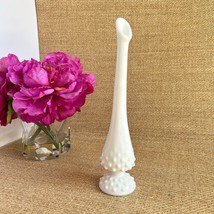 Vintage Fenton Hobnail Milk Glass Bud Vase White Opalescent 9 Inch - $464.39 MXN