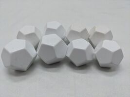 Lot Of (8) White Blank Chessex D12 Dice 1&quot; - $152.64 MXN