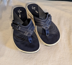 Clarks Cloudsteppers Sandals Women’s Size 9M Blue Flip Flops Comfort Shoes EUC - £15.19 GBP