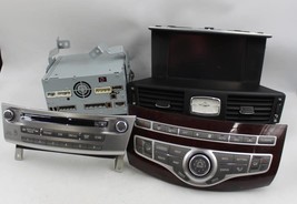 Audio Equipment Radio Am-fm-cd-receiver Console 2016-2017 INFINITI Q70 OEM 20879 - $674.99