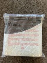New Shark Press and Refresh Wrinkle Eraser Garment Vertical Press Pad - £11.66 GBP