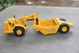 Caterpillar CAT 631D Joal Compact 219 Diecast Wheel Tractor Scraper 1:70 LB - £19.88 GBP