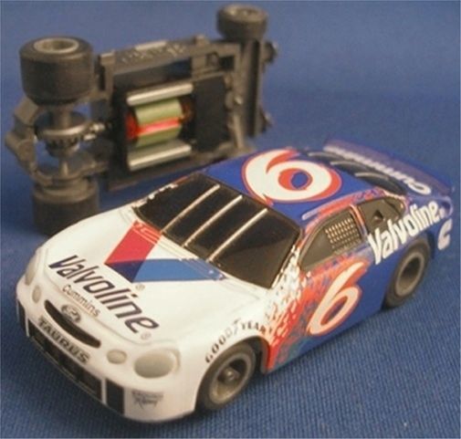 Primary image for 2002 LIFE-LIKE Ford TAURUS #6 MARTIN FASTEST T Slot Car