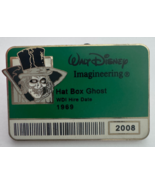Disney 2008 ID Badge Series Haunted Mansion Hat Box Ghost LE 300 Pin - $553.40 MXN