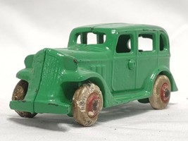 Cast Iron Arcade Toy Ford Sedan Original Wheels Green #117 2 Made in USA - £59.28 GBP