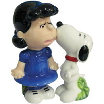 Peanuts Snoopy Kissing Lucy Ceramic Salt and Pepper Shakers Set, NEW BOXED - $33.85