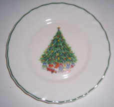 Porcelle Christmas Glass Collectible Dinner Plate Noel Salem France - $14.99