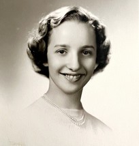 Real Photo Framed In Bifold Class Picture Boston 1951 Vantines Girl Anti... - $24.99
