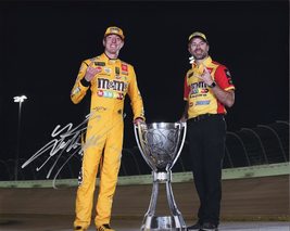 Autographed 2019 Kyle Busch #18 M&Ms Racing Nascar Cup Series Champion (Champion - £88.86 GBP