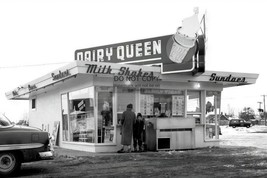 Vintage Dairy Queen Burger Joint Milkshakes Sundaes 4X6 Photo Postcard - £5.08 GBP