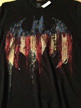 Batman Men&#39;s Shirt American Flag Style Emblem Dark Blue T-Shirt Size Medium New! - $6.93