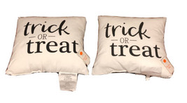 “Trick Or Treat” Decorative Set Of 2 Throw Pillows W/ Tags - £11.27 GBP