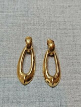 Gold Tone Open Oval Teardrop Drop Earrings, 1.25&#39;&#39; Diameter Vintage  - $9.99