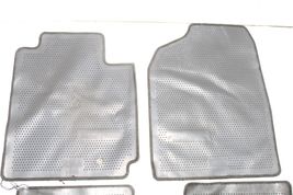 00-05 TOYOTA CELICA FLOOR MATS SET OF 4 Q7391 image 8