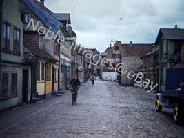 1948 Cobblestone Street Scene Odense Denmark Glass Covered Kodachrome Slide - £4.35 GBP