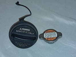 01-06 Hyundai Santa Fe Gas Cap + Radiator Cap Original OEM - $18.00