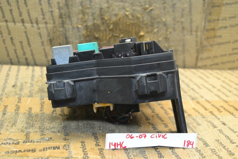 06-07 Honda Civic Fuse Box Junction OEM Module SVAA010 184-14h6 - $45.07